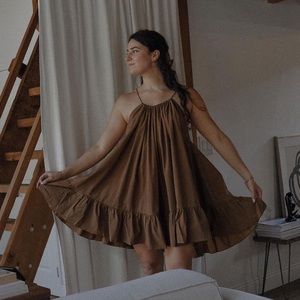 Aeron brown dress